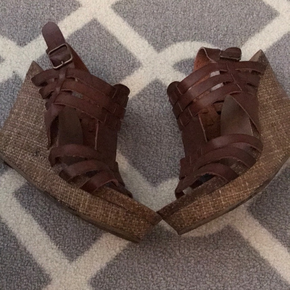 MIA wedges